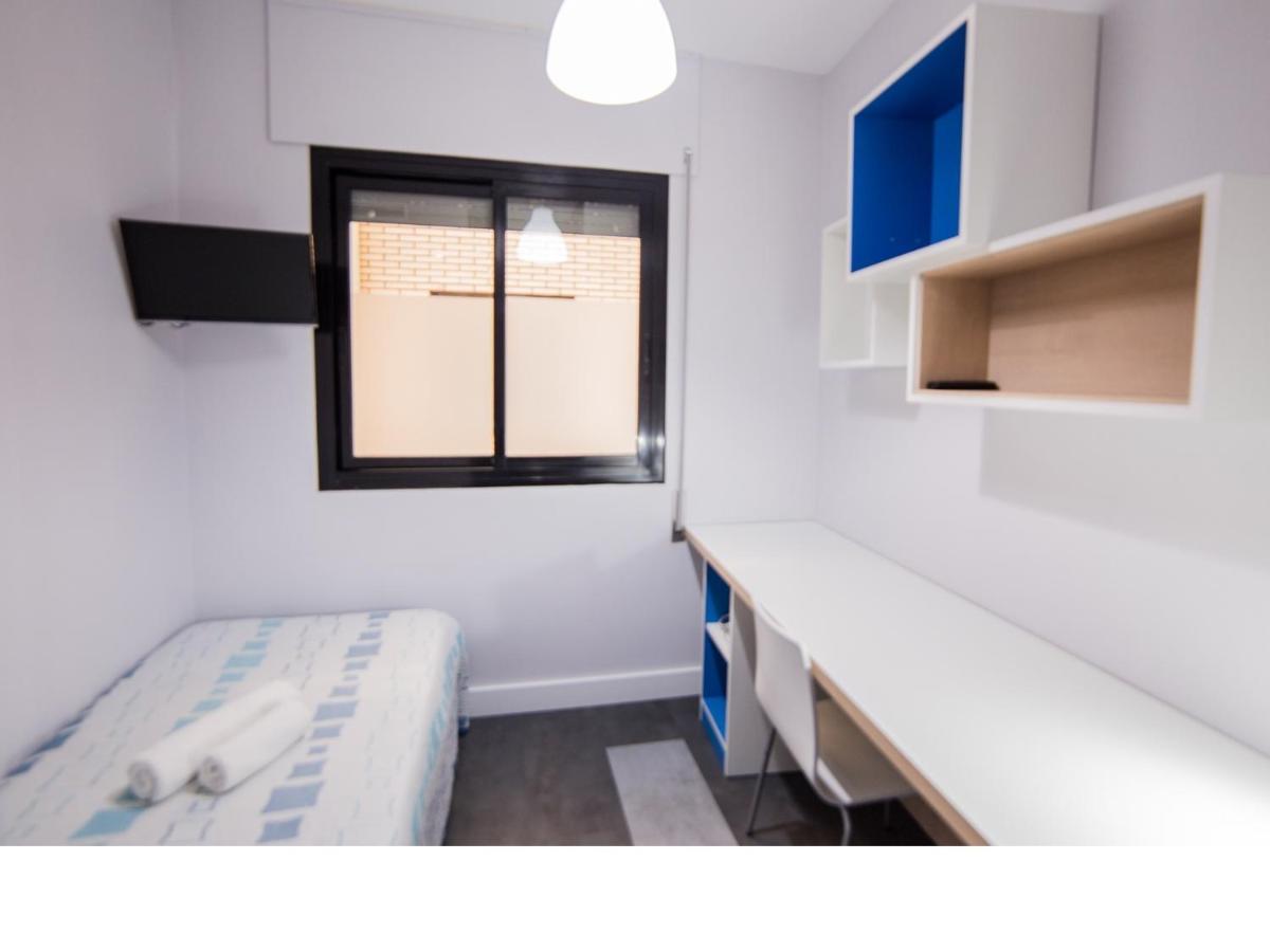 Residencia Universitaria Tagaste Barcelona Bagian luar foto