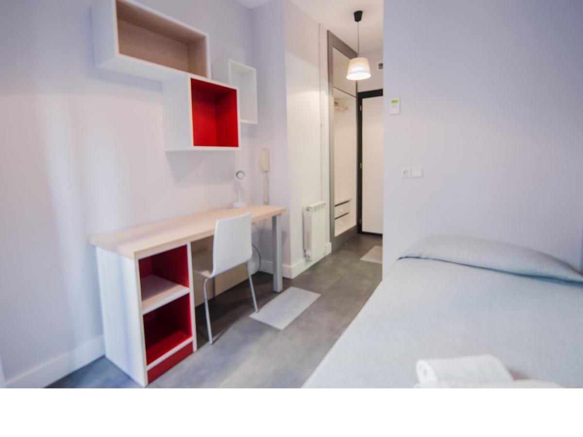 Residencia Universitaria Tagaste Barcelona Ruang foto