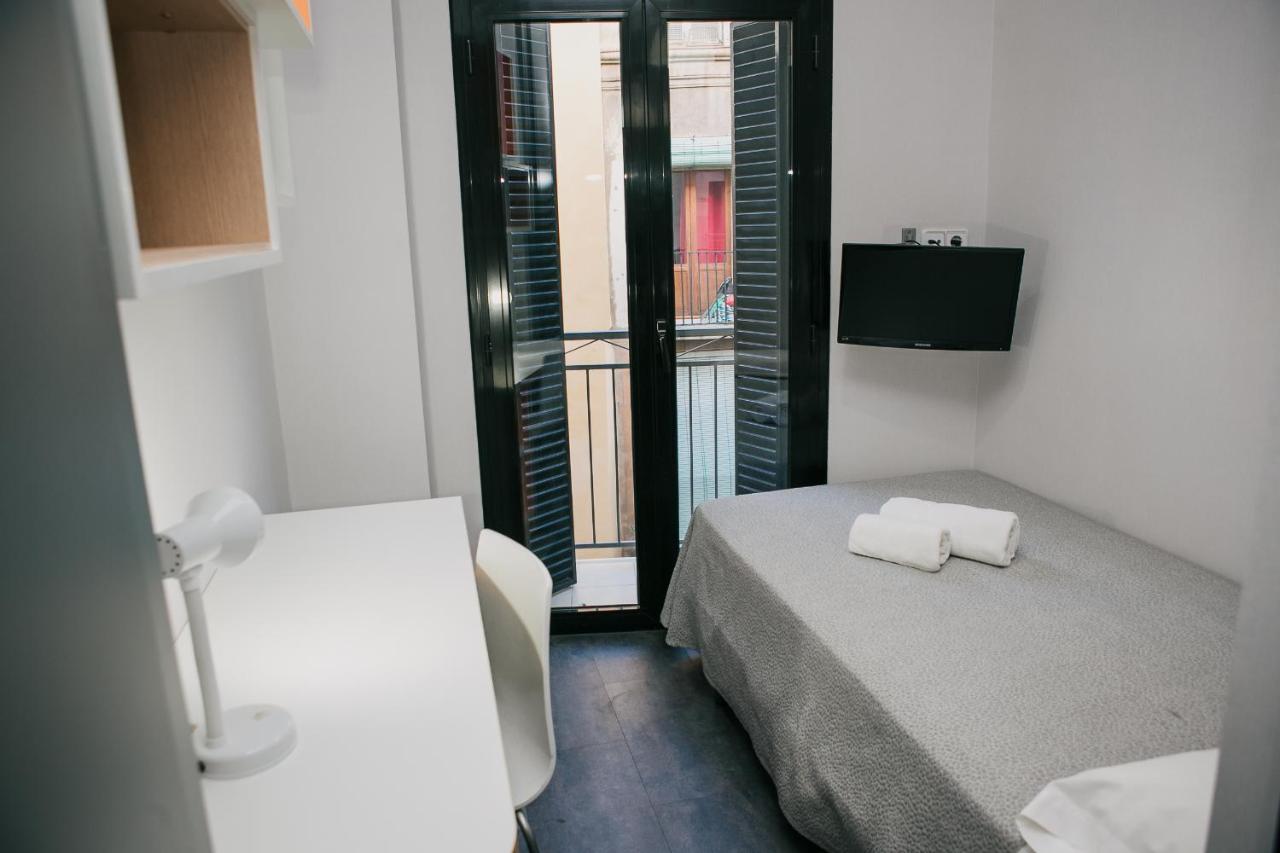 Residencia Universitaria Tagaste Barcelona Bagian luar foto
